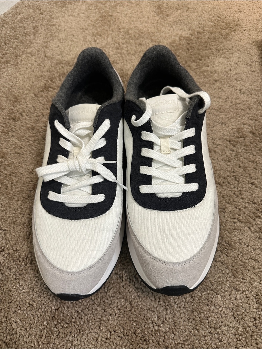 Allbirds Men’s Size 11 Varsity White and Black Low-Top Sneakers